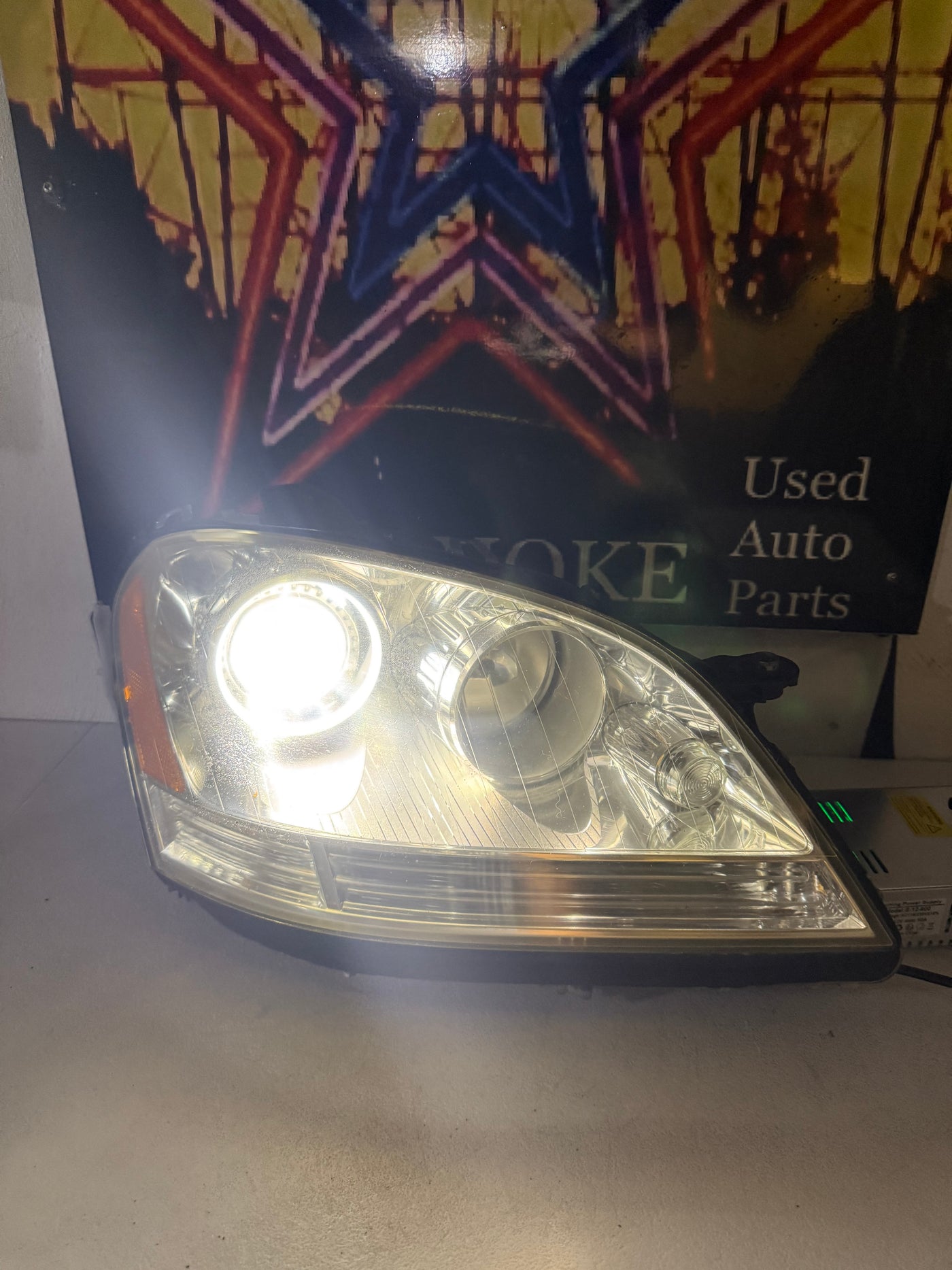 06-08 Mercedes ML500 W164 OEM Right Passenger Side Headlight Lamp Bi-Xenon OEM