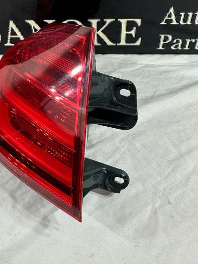 2012 2013 2014 2015 BMW SEDAN 320i 328i 335i Left DRIVER Side Halogen Tail Light OEM