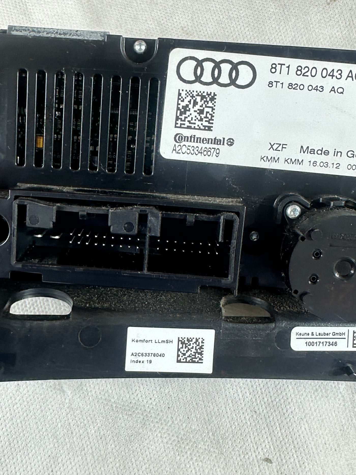 2009-2012 Audi Q5 AC Heater Climate Control Temperature Unit OEM 8T1820043AQ