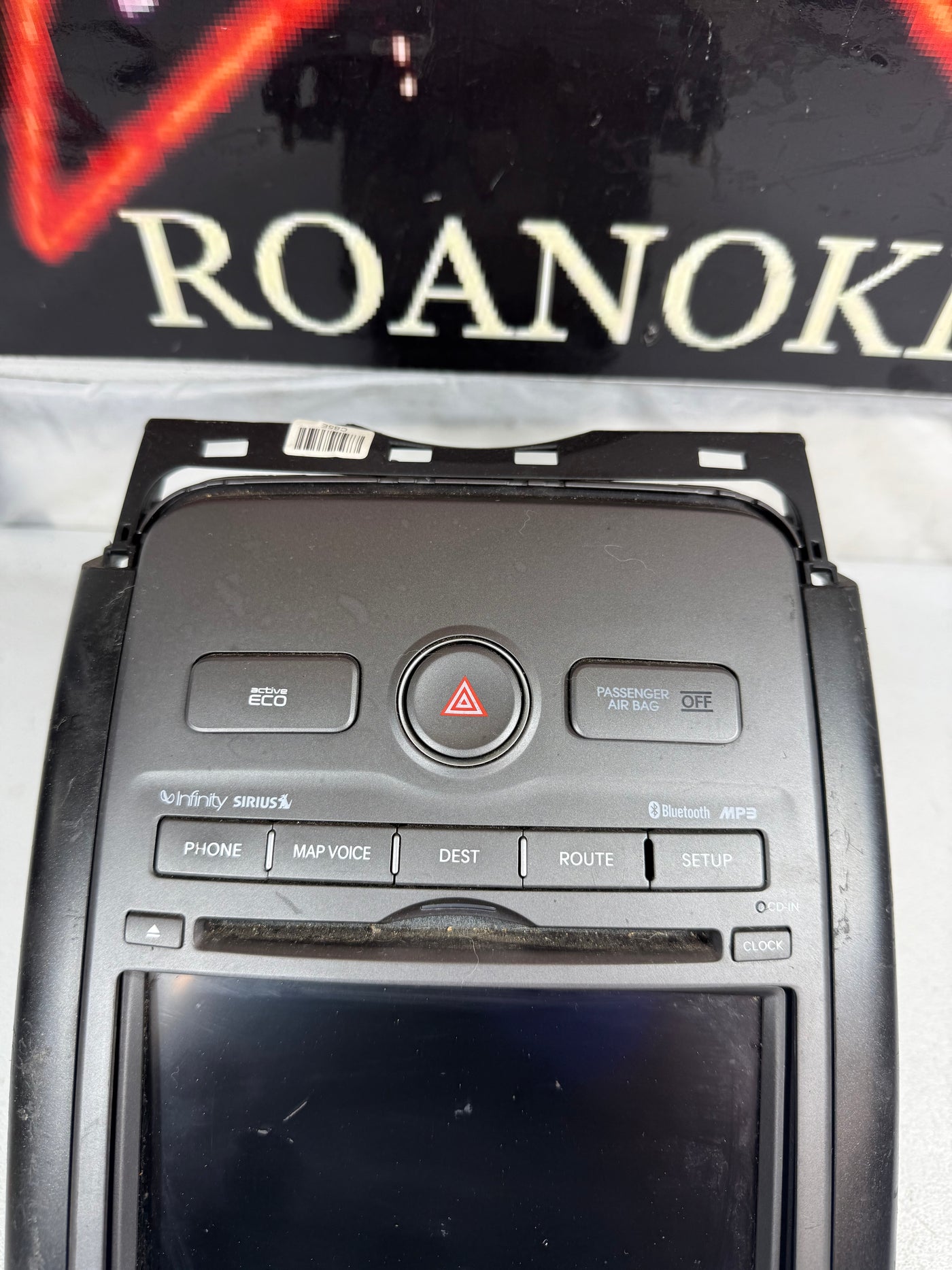 2011 - 2013 KIA SOUL Navigation NAV Unit GPS Radio CD InfoDisplay OEM