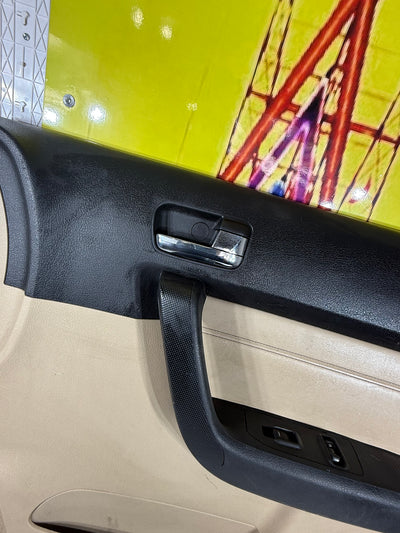 2006 - 2010 HUMMER H3 Door Panel Front Right Passenger Side OEM