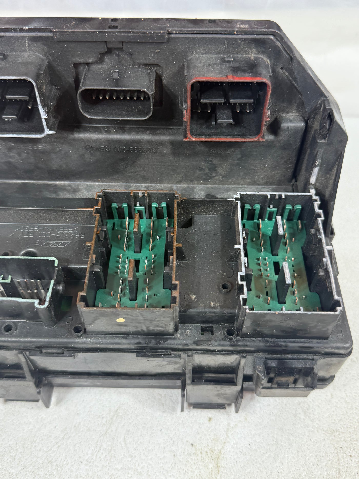 DODGE GRAND CARAVAN TOWN COUNTRY FUSE BOX TIPM 2014 68217405AB OEM