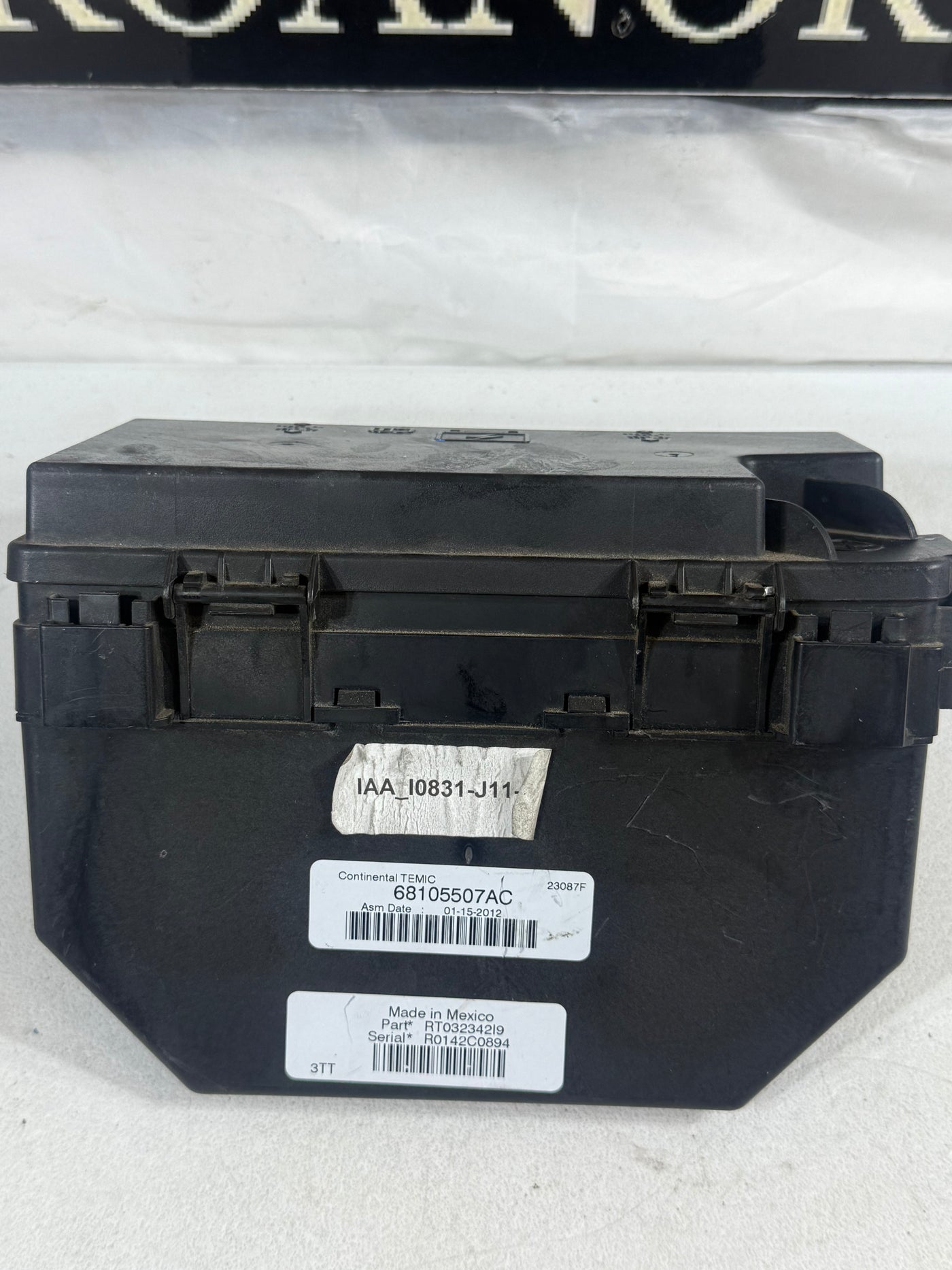 2012 Dodge Grand Caravan Chrysler Town & Country Fuse Box TIPM BCM 68105507AC