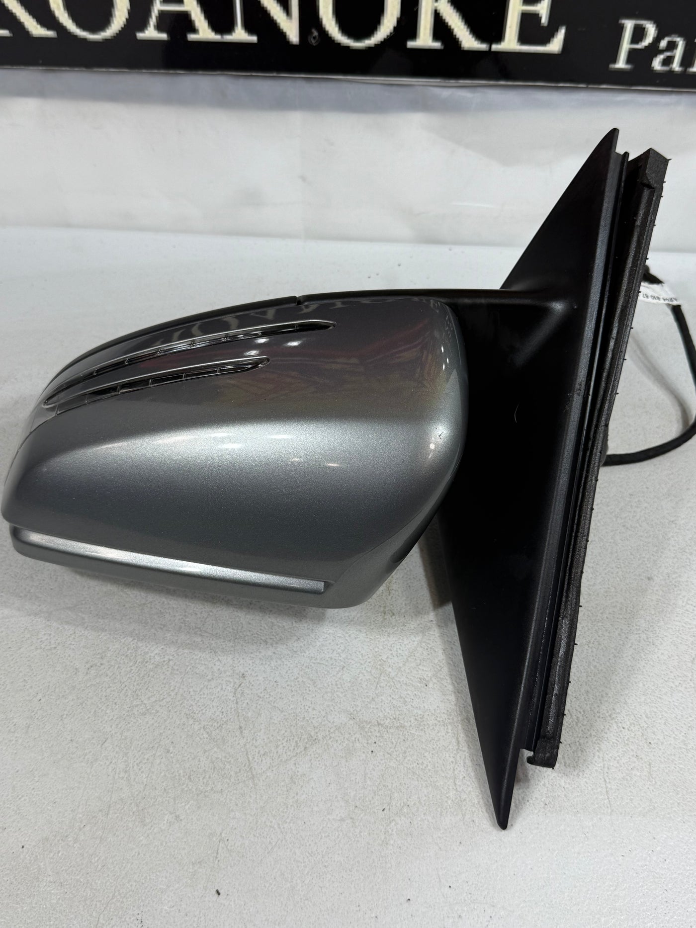 2010-2012 MERCEDES BENZ GLK350 Driver Side (L) Mirror OEM 792