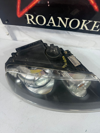 2004 2005 2006 2007 Volkswagen Touareg Xenon HID Headlight Passenger Side OEM