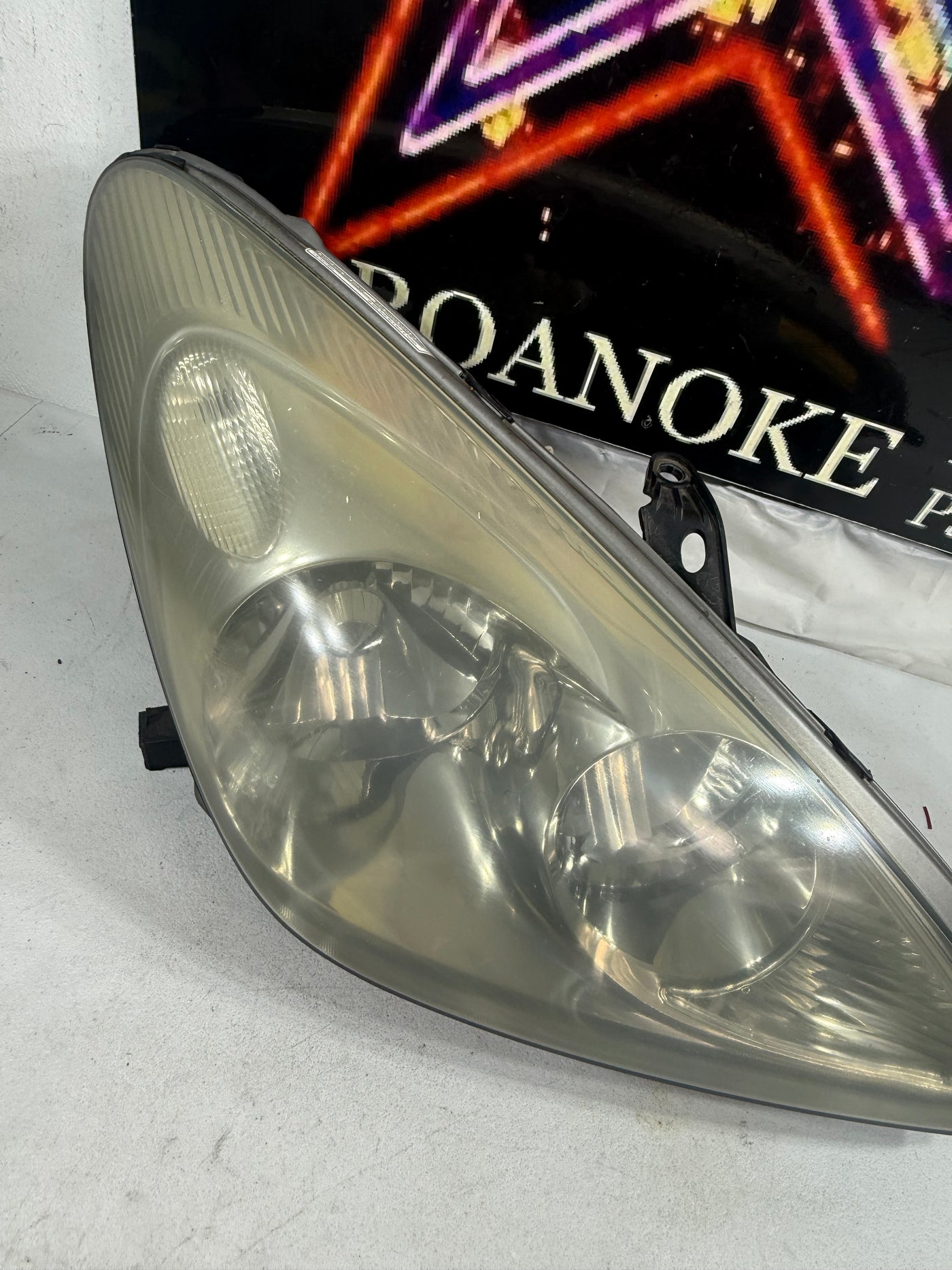 2002 - 2004 Lexus Es330 Es300 Right Passenger Side Headlight HID Xenon OEM