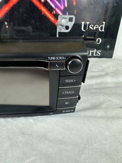 Reman 2015-2018 Toyota RAV4 OEM HD Radio Touch Screen CD Player Gracenote 100582