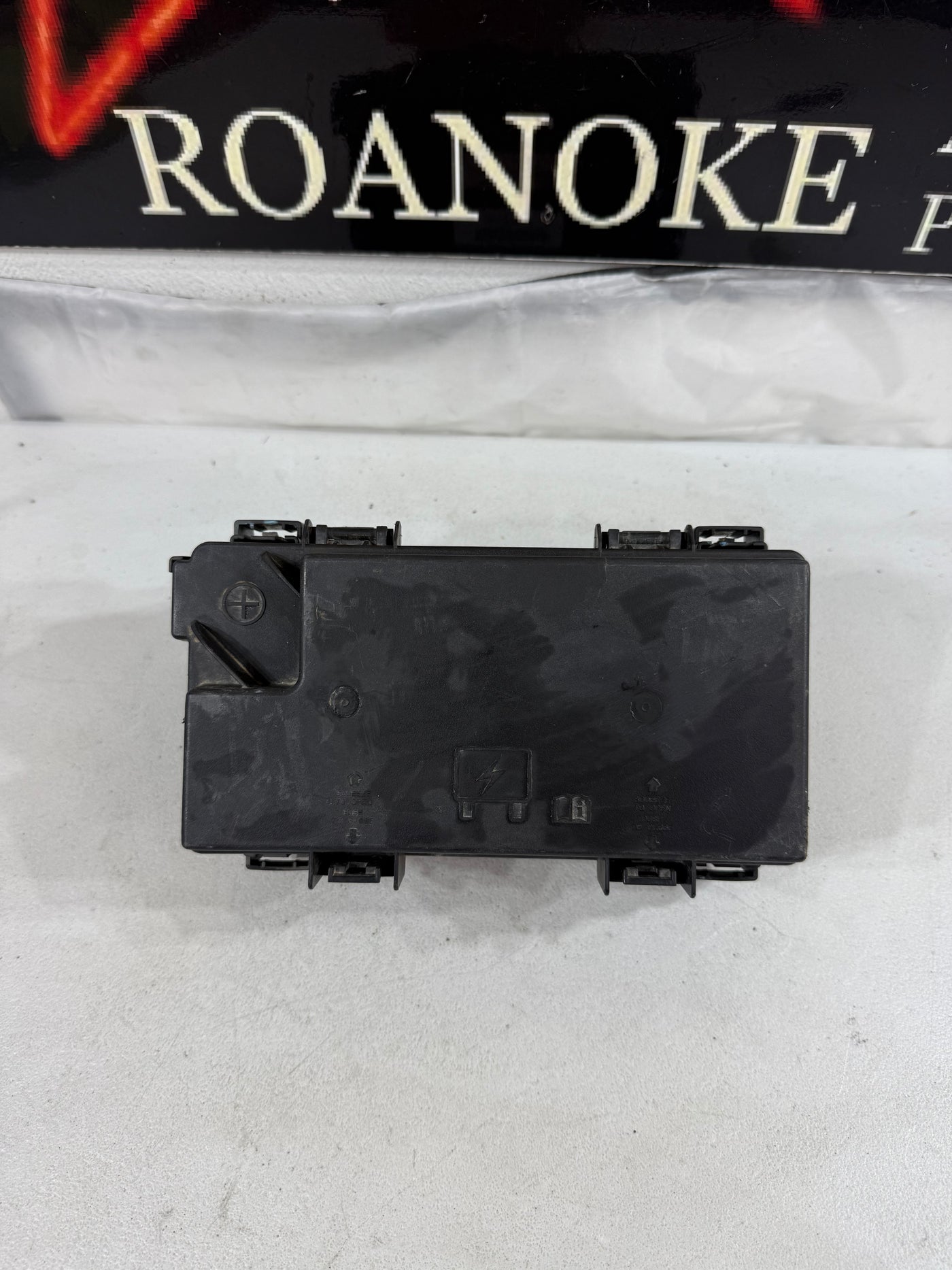 2012 DURANGO GRAND CHEROKEE TIPM INTEGRATED POWER MODULE FUSE BOX OEM 68089321AD