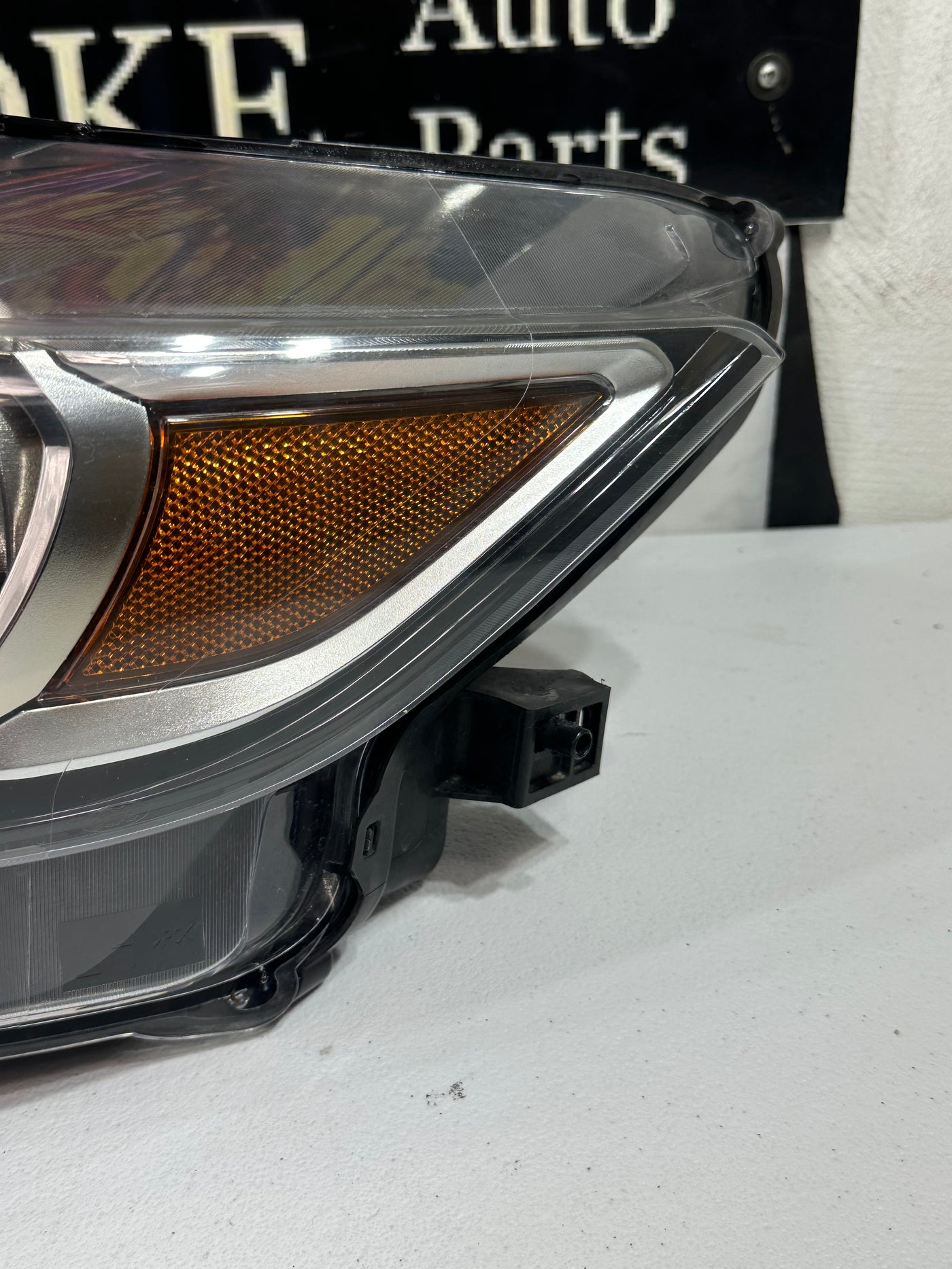 OEM 2015 2016 2017 FORD MUSTANG XENON HEADLIGHT COMPLETE RIGHT RH