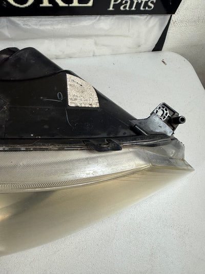 Passenger Right Headlight Fits 10-13 KIZASHI OEM