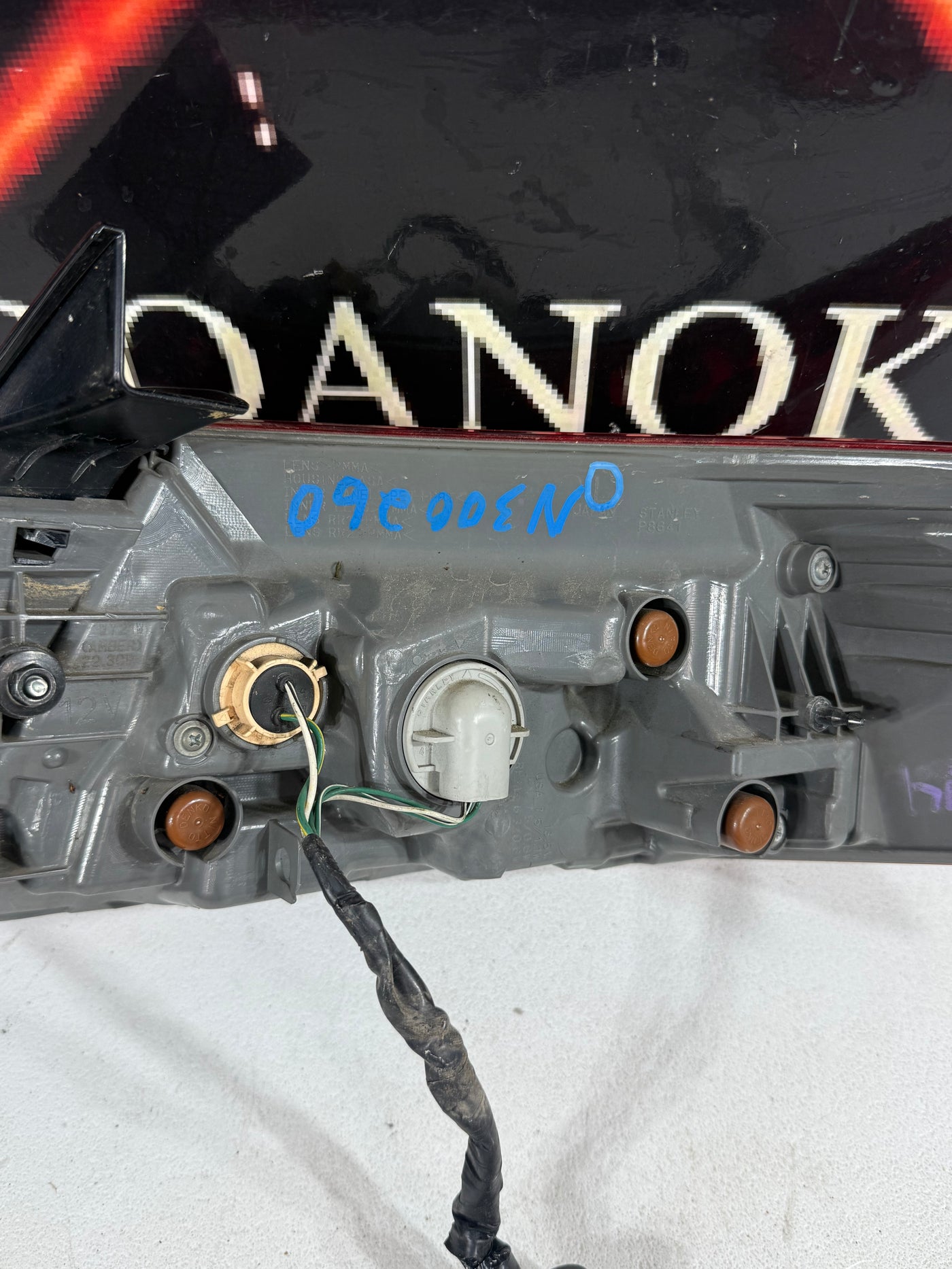 2011 2012 2013 Infiniti M37 M37X M56 M56X Left Driver  Side Used Tail Light OEM