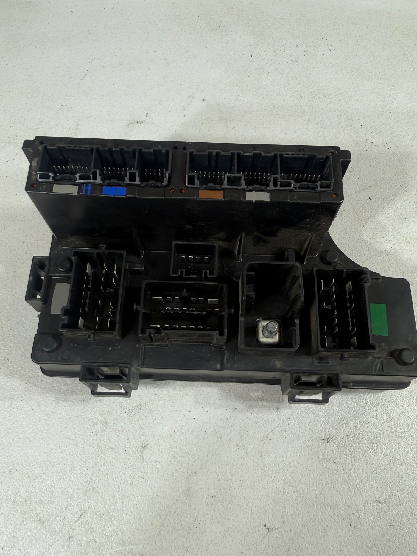 2008-2009 Chrysler Sebring Dodge Avenger Relay Fuse Box P68028008AB Module OEM
