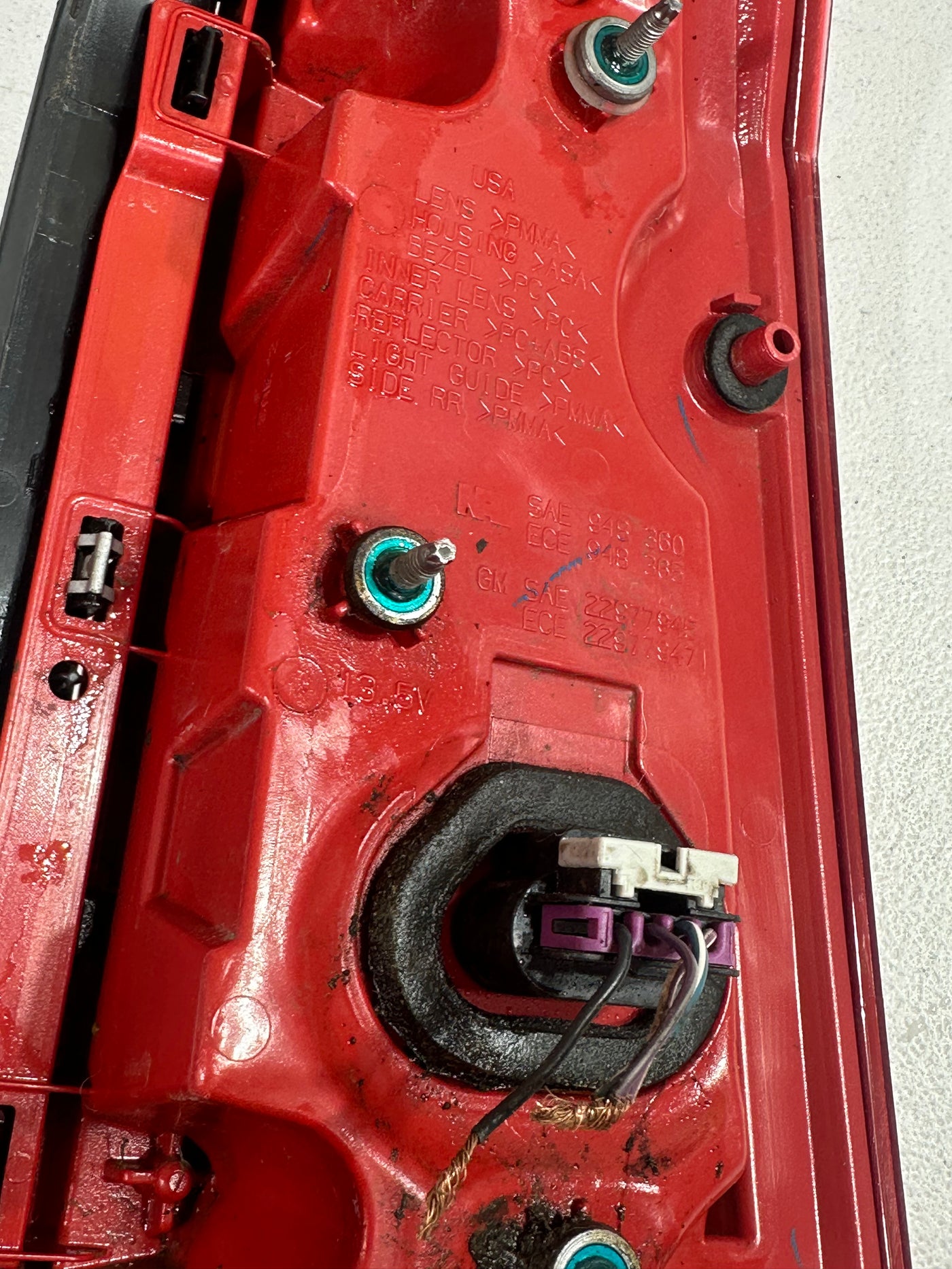 2013-2018 CADILLAC ATS REAR LEFT DRVER SIDE TAIL LIGHT TAILLIGHT LAMP OEM