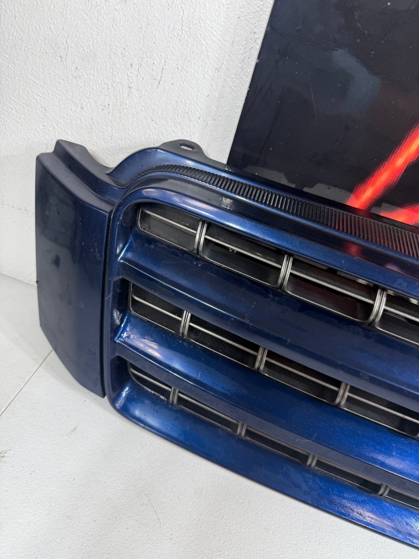 2001 2002 2003 Toyota Highlander Front Upper Grille Grill With Emblem OEM BLUE
