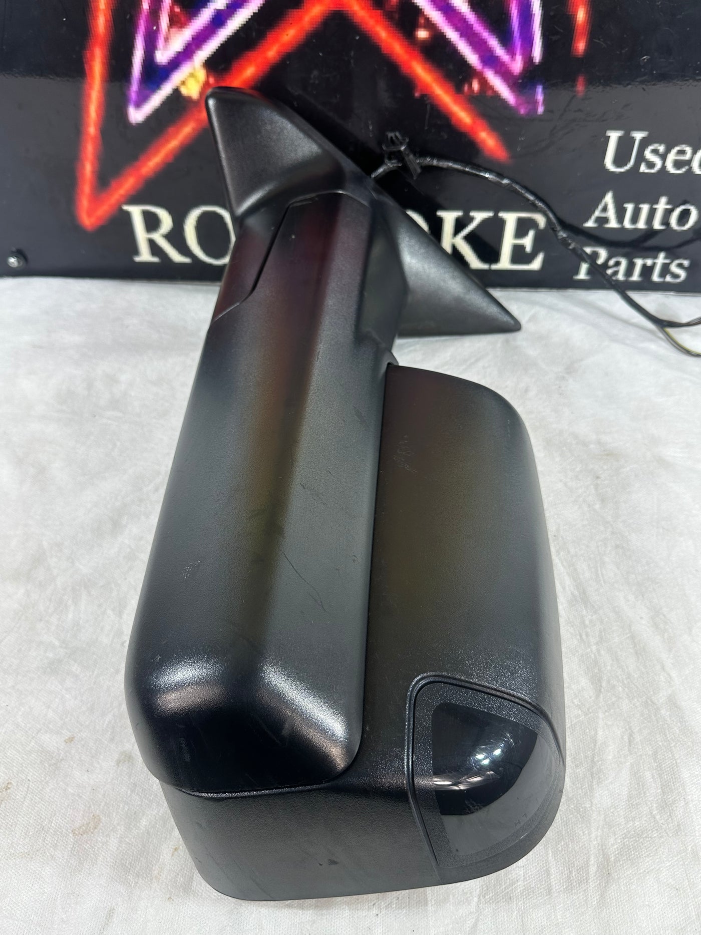 Left Door Mirror fits: 2012 Ram Dodge 1500 pickup Power Pickup trailer tow OEM