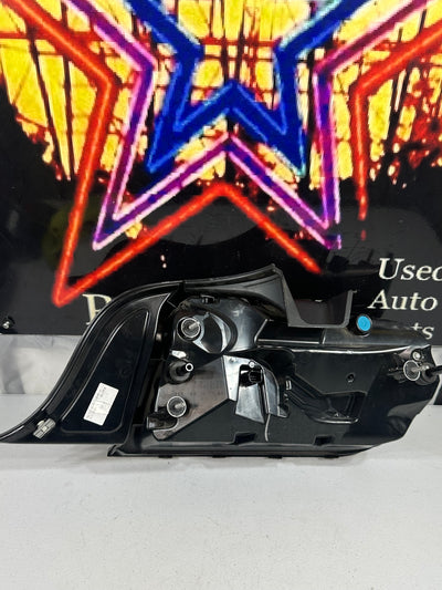 2018-2021 FORD MUSTANG LEFT DRIVER SIDE TAIL LIGHT TAILLIGHT LAMP LED OEM