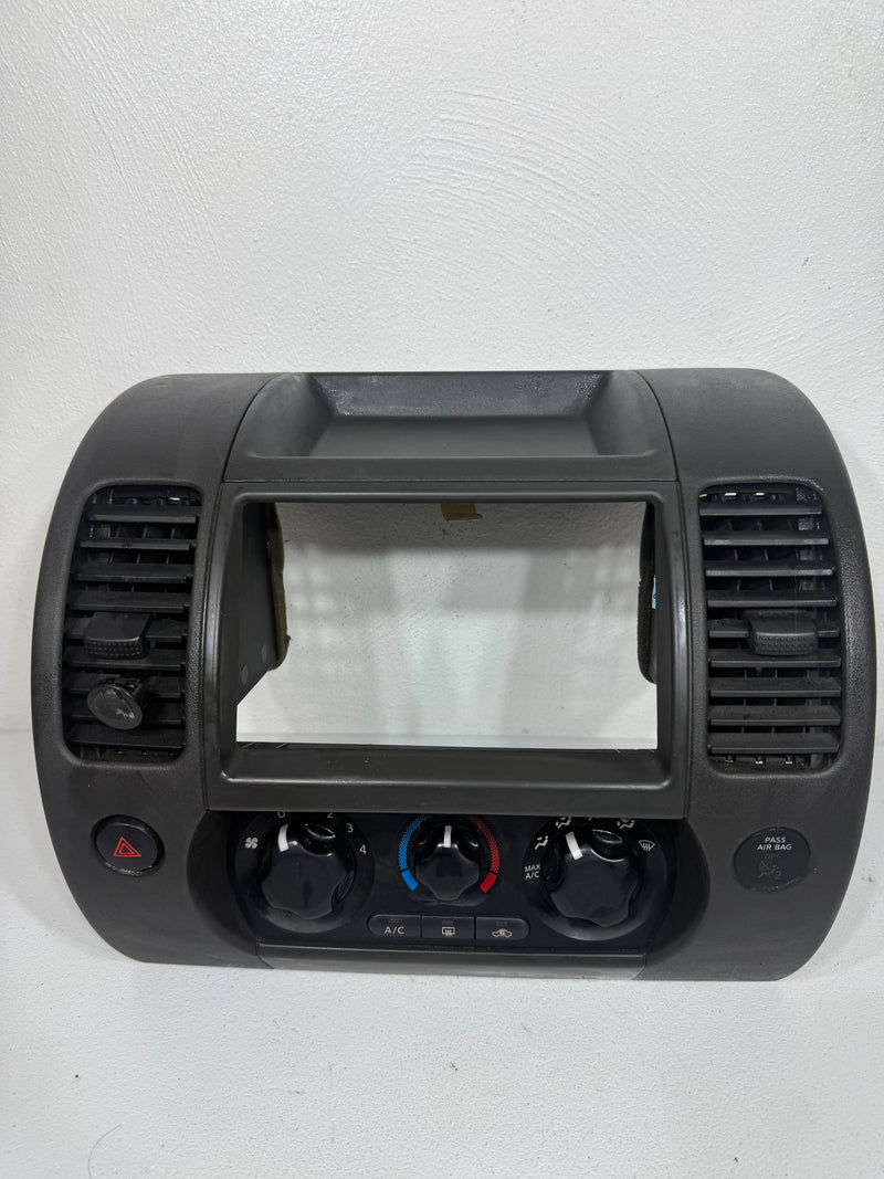 2005-2008 Nissan Xterra Radio Center Dash Bezel Trim Climate Control OEM
