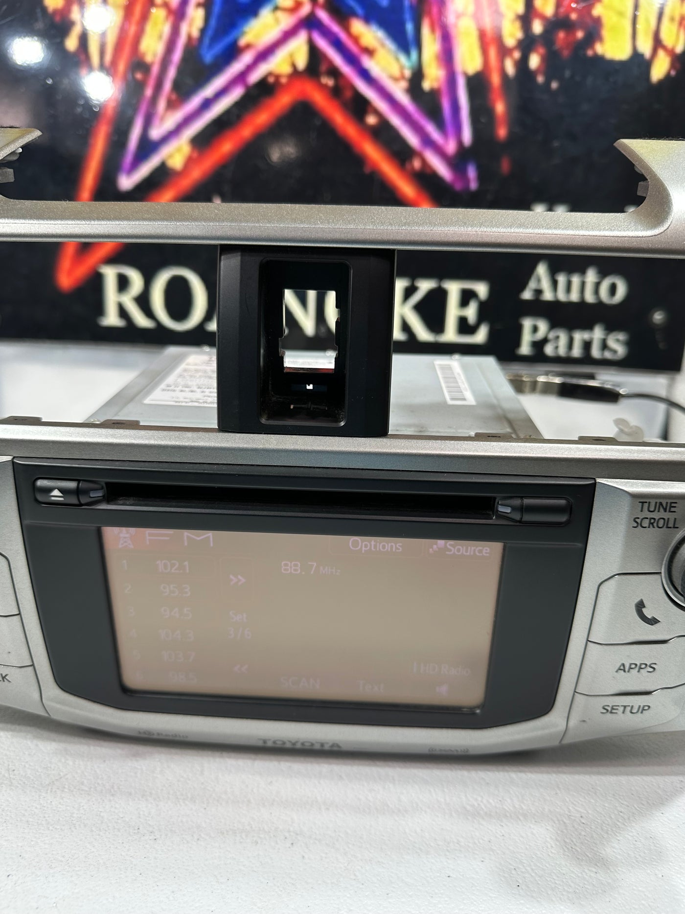 10 11 12 13 TOYOTA 4RUNNER OEM Factory AM FM RADIO Info Display CD Player P10121