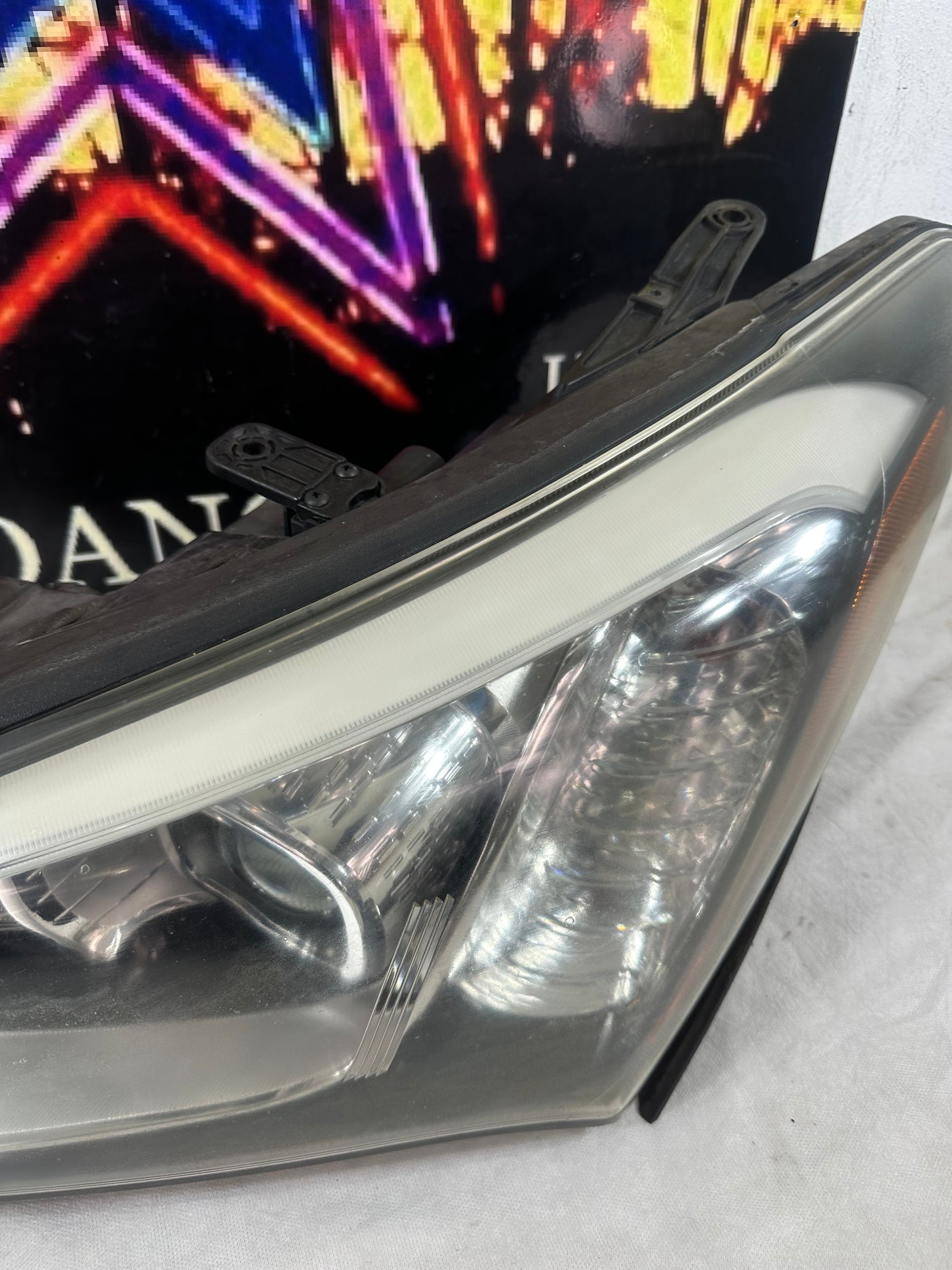 Driver Headlight Korea Built Halogen Fits 13-16 SANTA FE 301732