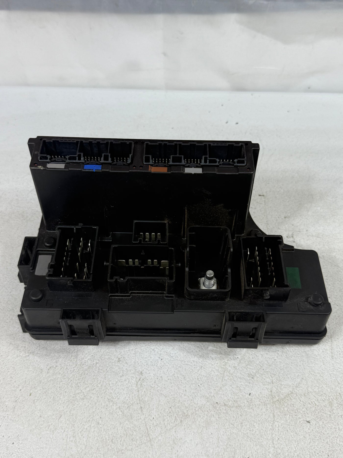 2011 - 2014 Chrysler 200 Fuse Box Relay Distribution Block P04692346AE OEM
