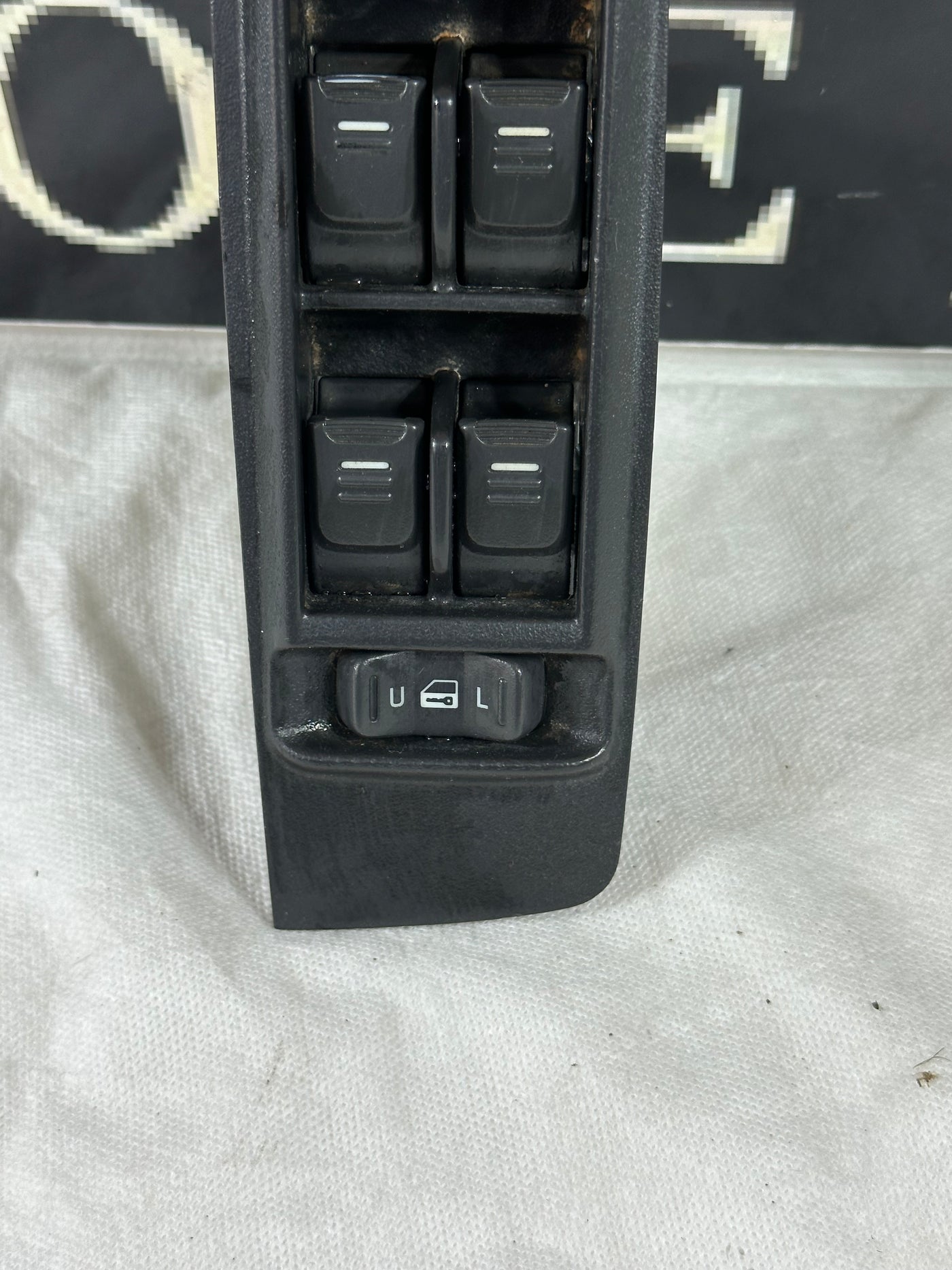 2006-2010 HUMMER H3 DRIVER MASTER POWER DOOR WINDOW MIRROR SWITCH OEM