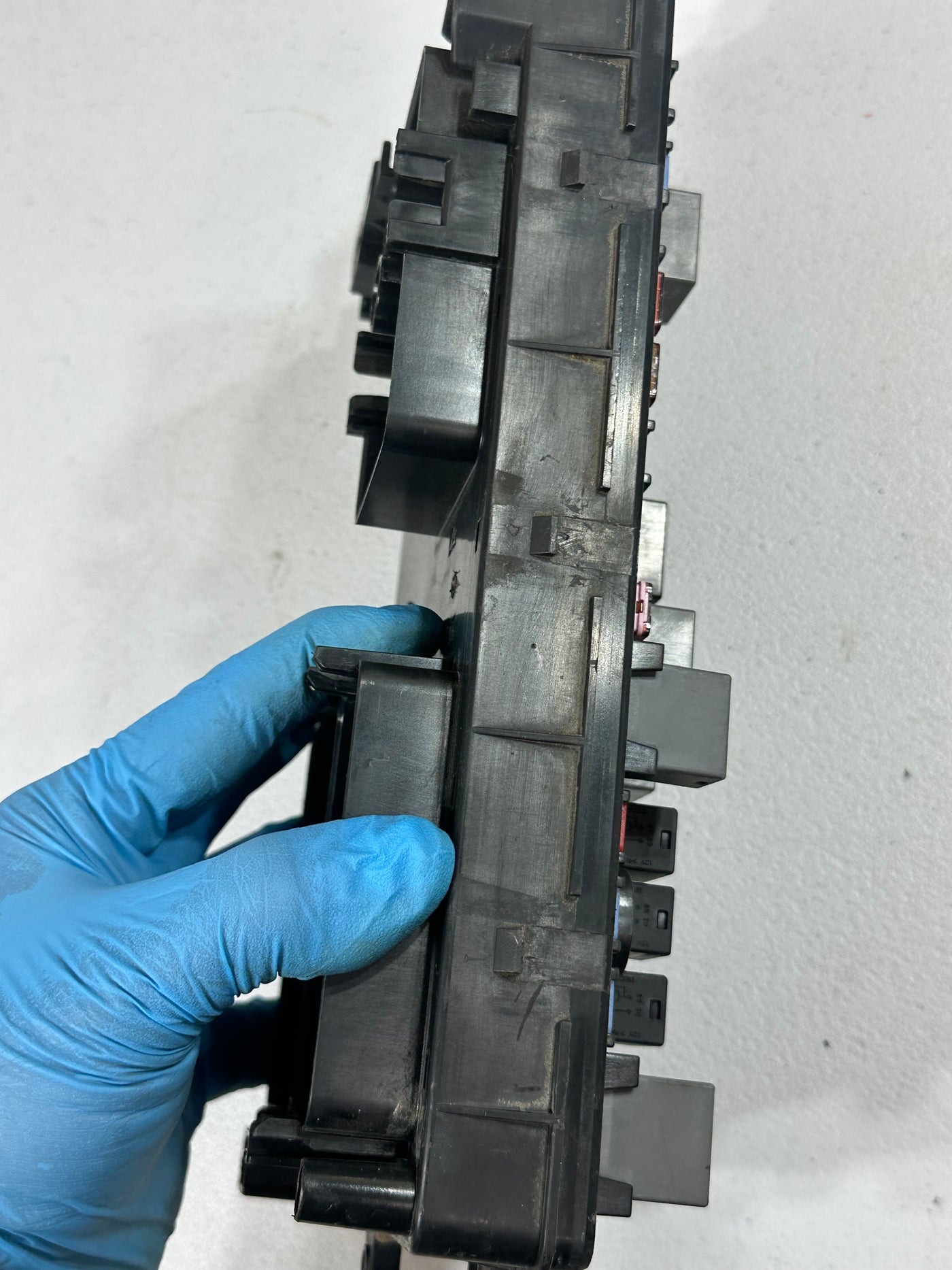2016-2019 Chevrolet Colorado Engine Fuse Box Relay Fusebox OEM