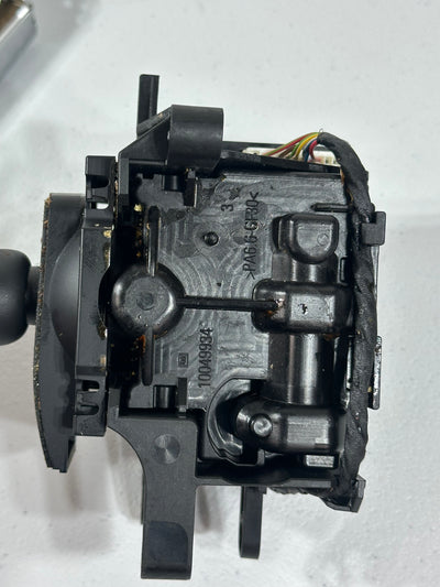 2009-2016 BMW 528i 740i F07 F10 F01 F02 AUTO TRANSMISSION GEAR SELECTOR SHIFTER