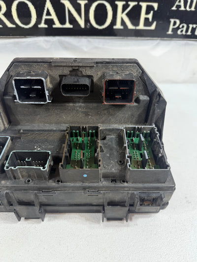 2012 Dodge Grand Caravan Chrysler Town & Country Fuse Box TIPM BCM 68105507AD