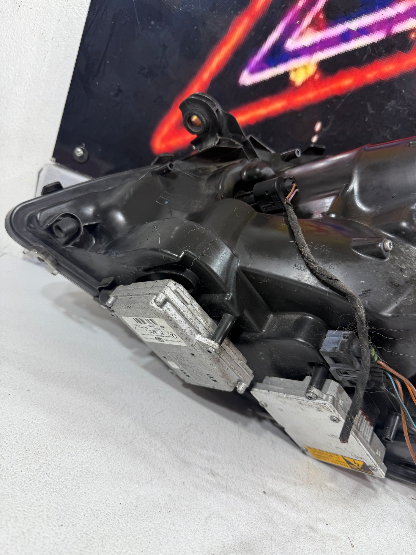 06-08 Mercedes ML500 W164 OEM Right Passenger Side Headlight Lamp Bi-Xenon OEM