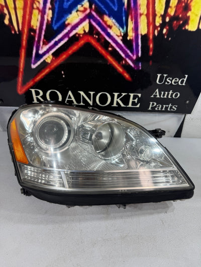 06-08 Mercedes ML500 W164 OEM Right Passenger Side Headlight Lamp Bi-Xenon OEM