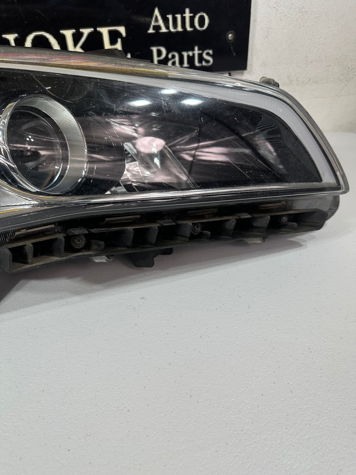 2015 2016 2017 Hyundai Sonata RH Passenger Right RH Side Halogen Headlight OEM