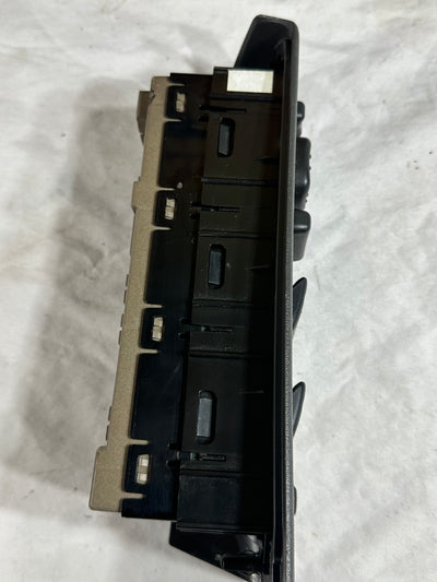 03-06 Tahoe Suburban Yukon Silverado LH Driver Master Power Window Switch OEM