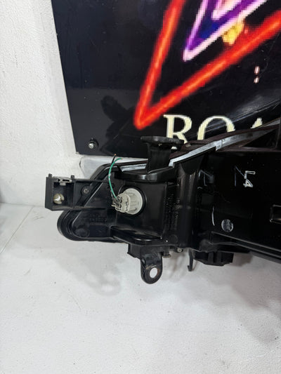 2009-2014 Nissan Murano RH Passenger Side Adaptive Xenon HID Headlight OEM