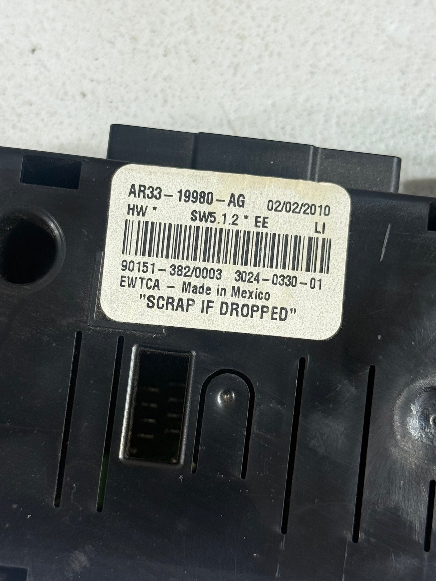 2010 2012 Mustang Shaker Audio Radio Control Panel Receiver Small Display TESTED