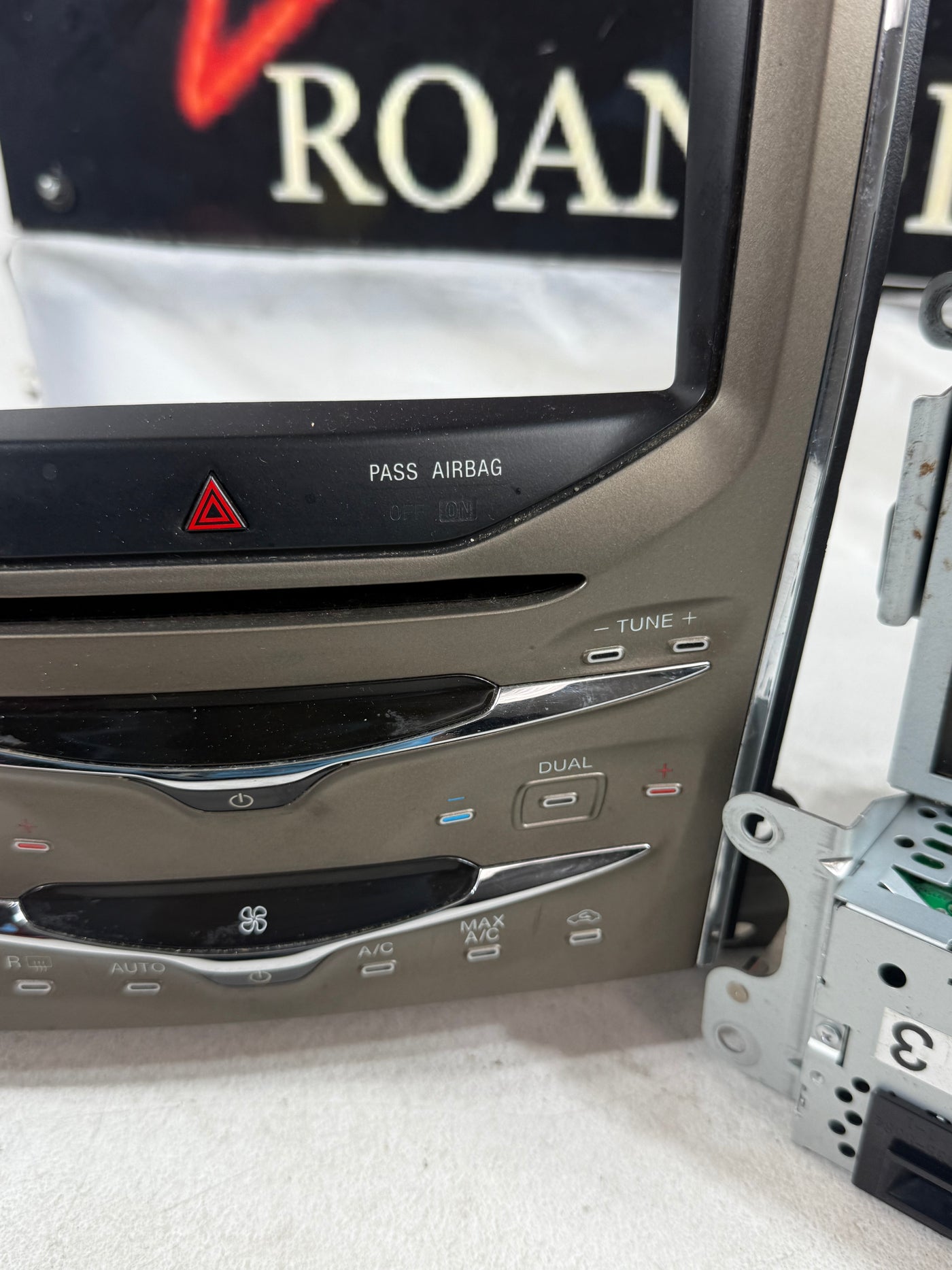 2011-2015 LINCOLN MKX SYNC 2 SCREEN NAVIGATION STEREO BEZEL CLIMATE PANEL OEM
