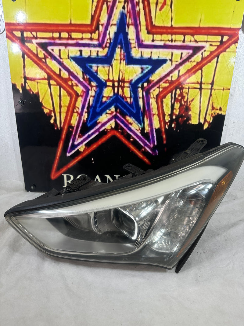 Driver Headlight Korea Built Halogen Fits 13-16 SANTA FE 301732