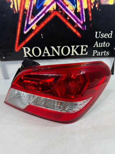 17 18 19 20 Mitsubishi Mirage G4 SEDAN OUTER Tail Light Right Passenger Side OEM