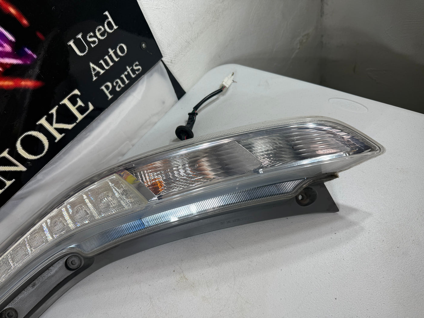 2013 2014 Nissan Leaf Passenger Side Right Tail Light Lamp OEM
