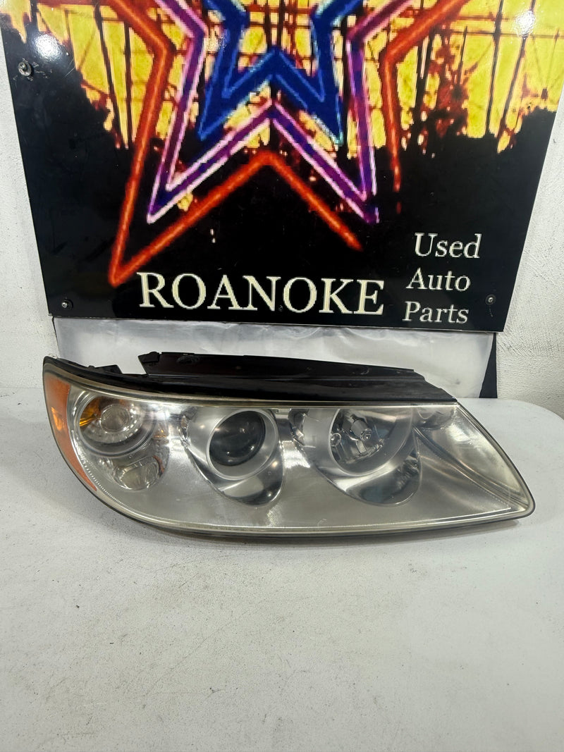 2006-2010 Hyundai Azera Headlight 6 pins green plug Right Passenger side OEM