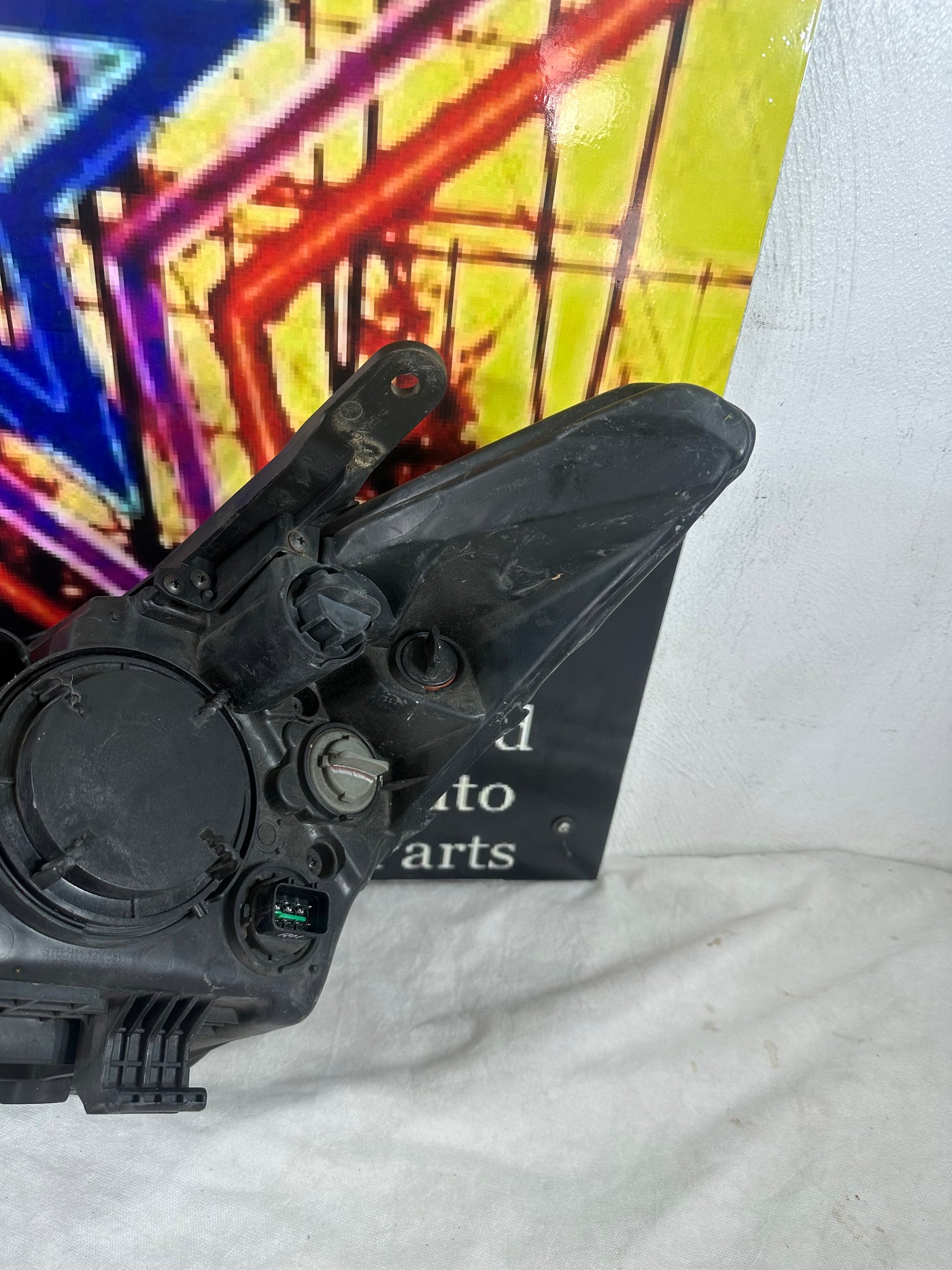 Passenger Headlight Korea Built Halogen Fits 13-16 SANTA FE 301732