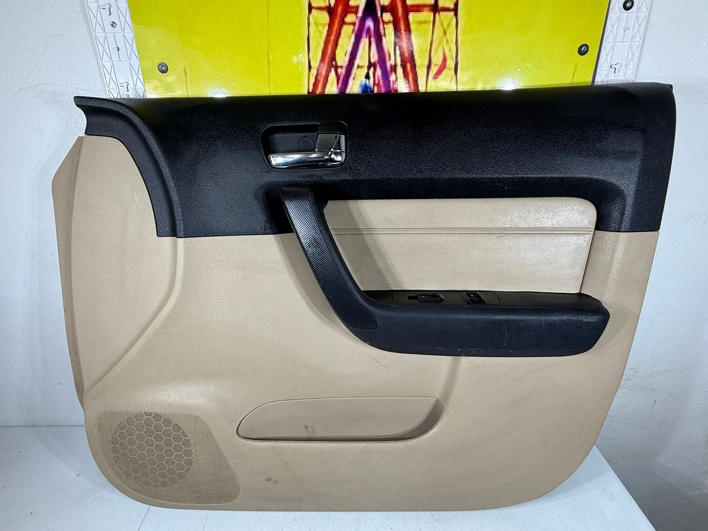 2006 - 2010 HUMMER H3 Door Panel Front Right Passenger Side OEM