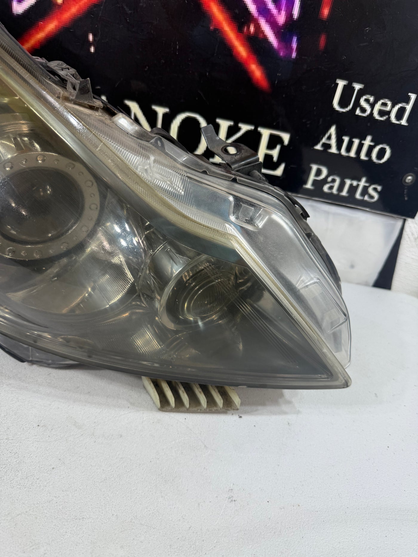 2010-2013 Infiniti G25 G37 Sedan Front Right Side Xenon HID Headlight OEM SMOKED