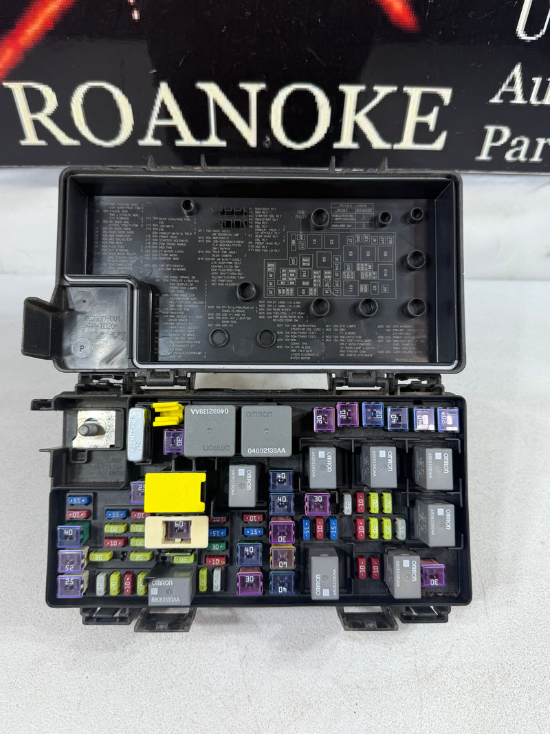 DODGE GRAND CARAVAN TOWN COUNTRY VW ROUTAN FUSE BOX TIPM 2011 04692335AH
