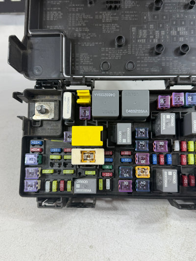 DODGE GRAND CARAVAN TOWN COUNTRY FUSE BOX TIPM 2014 68217405AB OEM