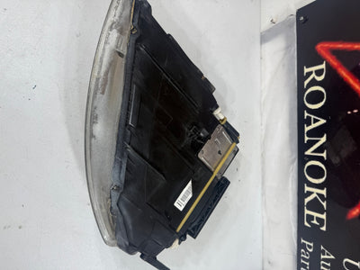 2004 2005 2006 2007 Volkswagen Touareg Xenon HID Headlight Passenger Side OEM