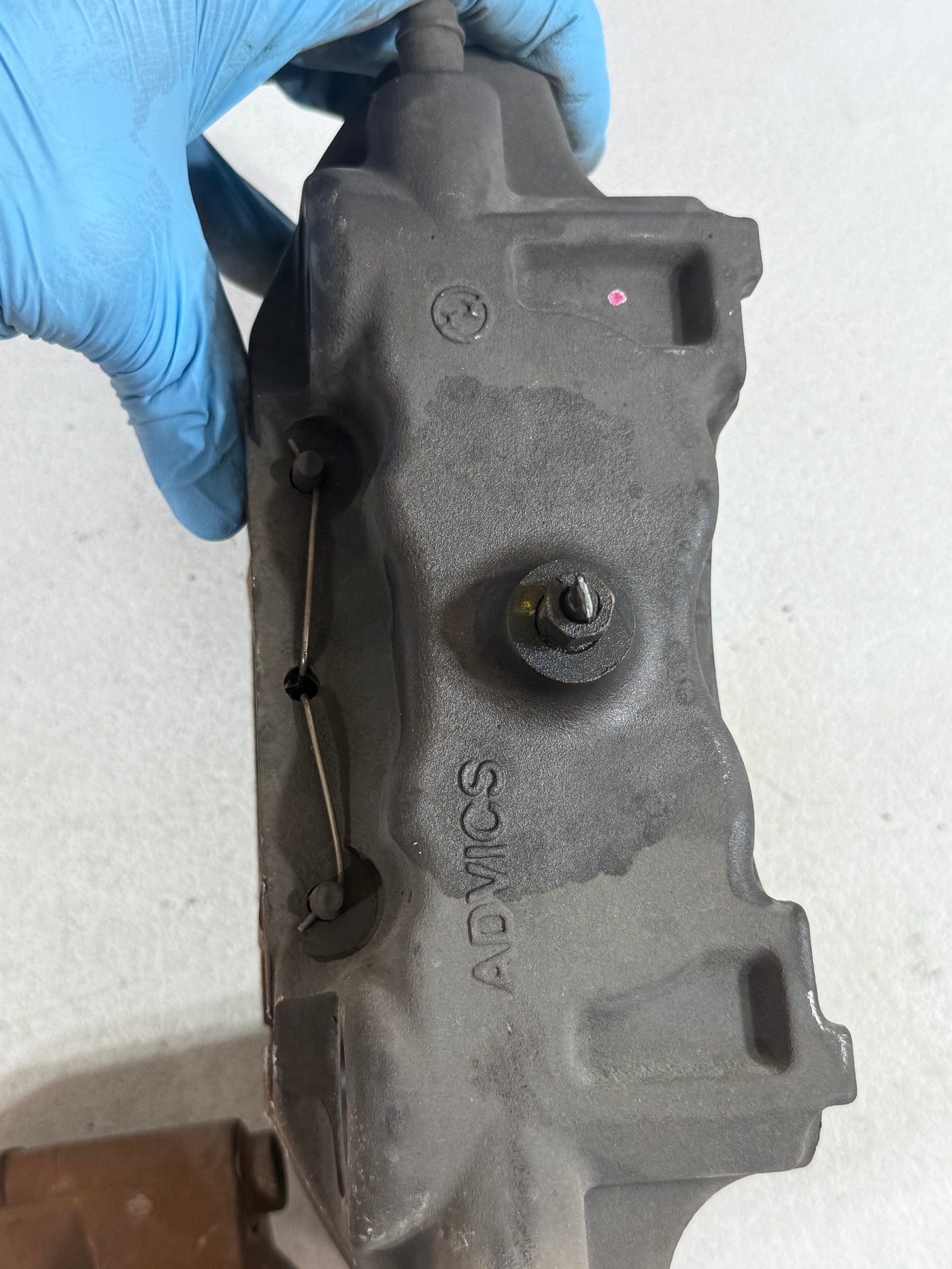 2005-2012 Acura RL Advics Front Left Right 4 Piston Brake Calipers (Pair) OEM