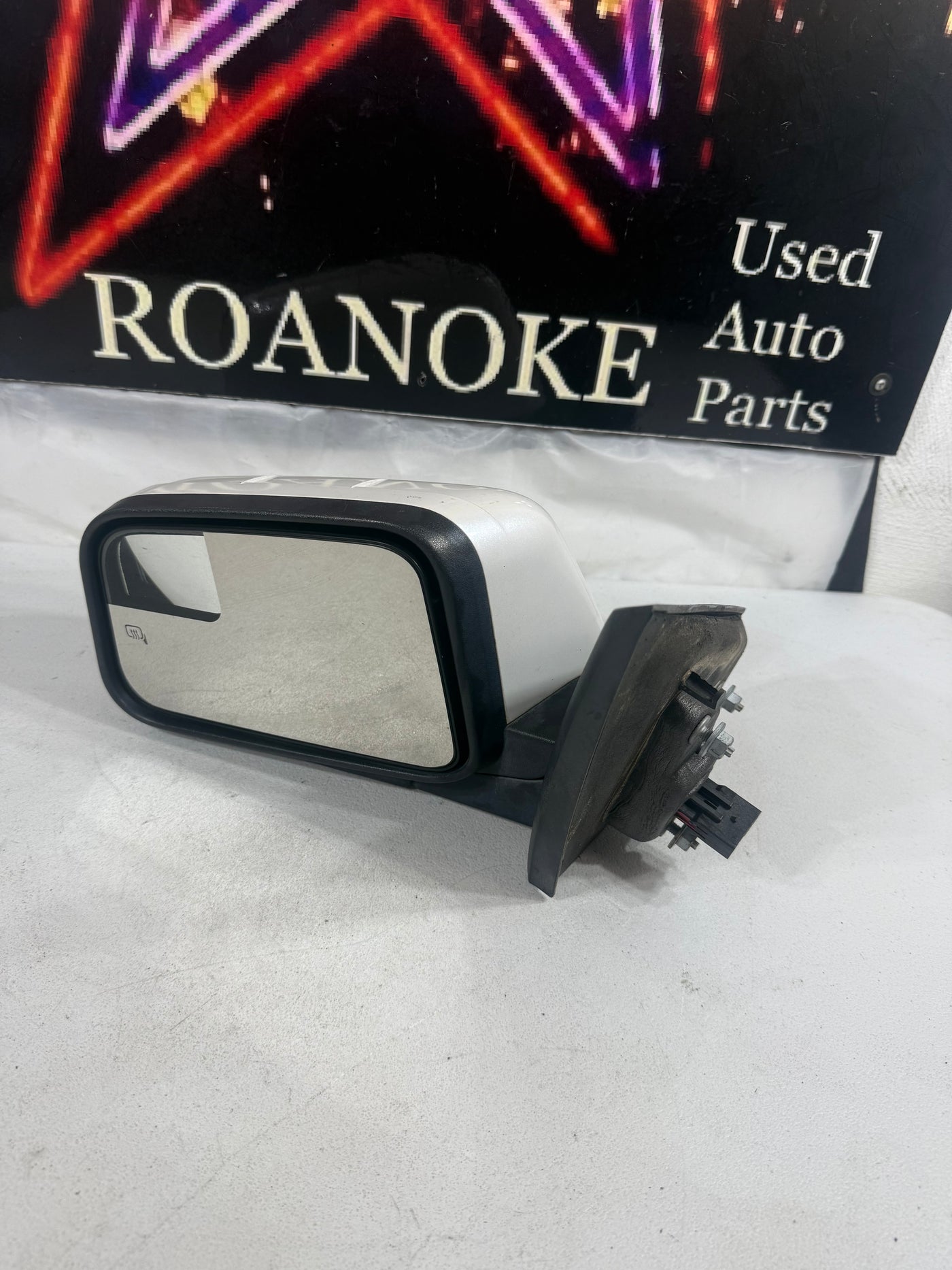 07 - 10 Ford Edge Left Driver Side Mirror White Platinum Heated OEM