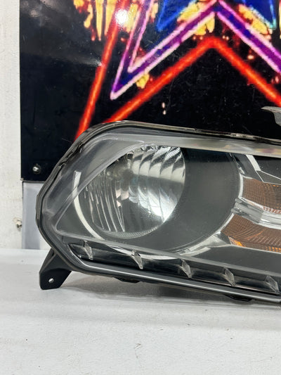 2010-2012 Ford Mustang Passenger Right SIDE Halogen Head Light Headlight OEM
