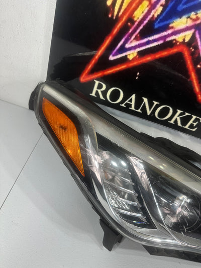 2015 2016 2017 Hyundai Sonata RH Passenger Right RH Side Halogen Headlight OEM