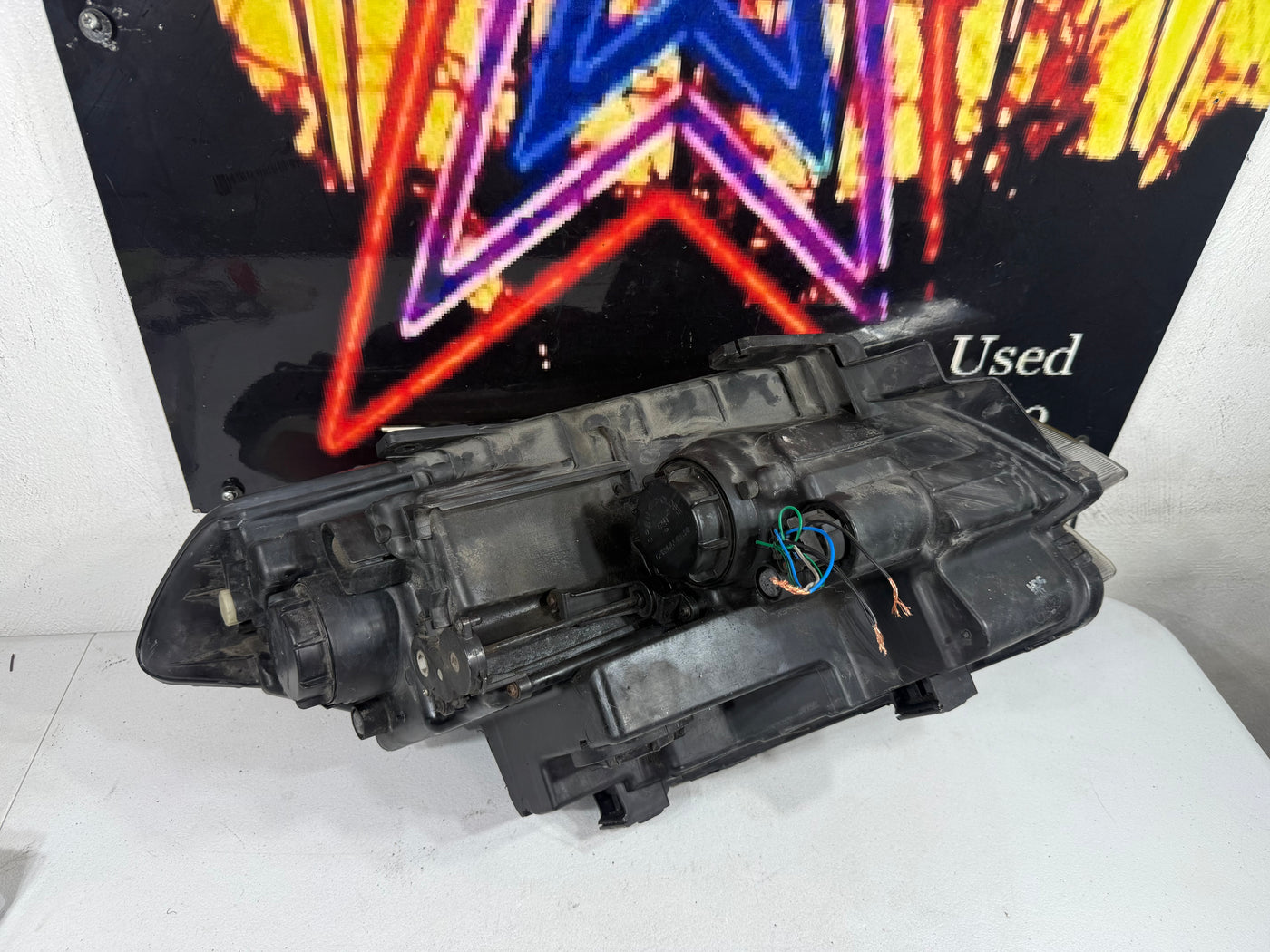 2012-2013 Kia Soul Left Driver Side Headlight Halogen W/LED OEM